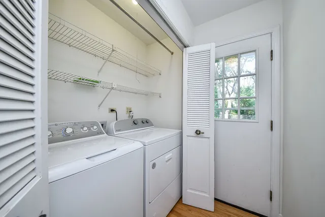 $4,250 | 825 Biltmore Court, Naperville, IL 60563