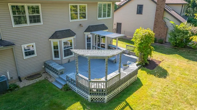 $4,250 | 825 Biltmore Court, Naperville, IL 60563