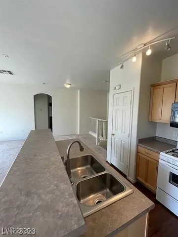 $289,900 | 6316 Beige Bluff Street, Unit 201, North Las Vegas, NV 89081