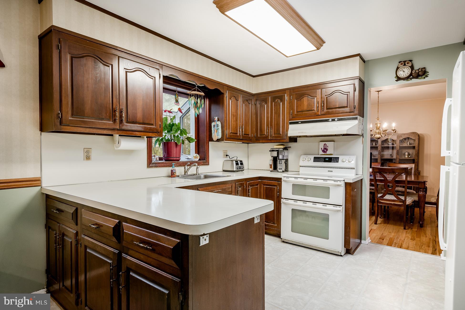 141 Hickory Corner Road East Windsor, NJ 08520 - Photo 7 of 24 Gallery Image 7