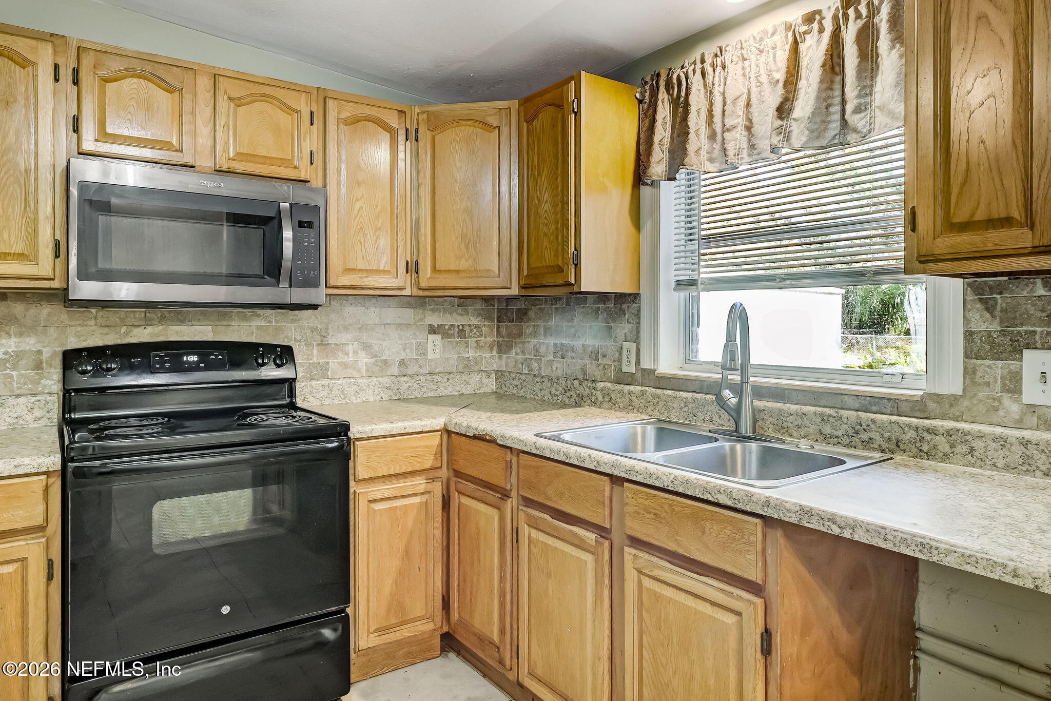 3223 Victoria Park Road Jacksonville, FL 32216 - Photo 12 of 29 15-web-or-mls-3223 Victoria Park Rd (18