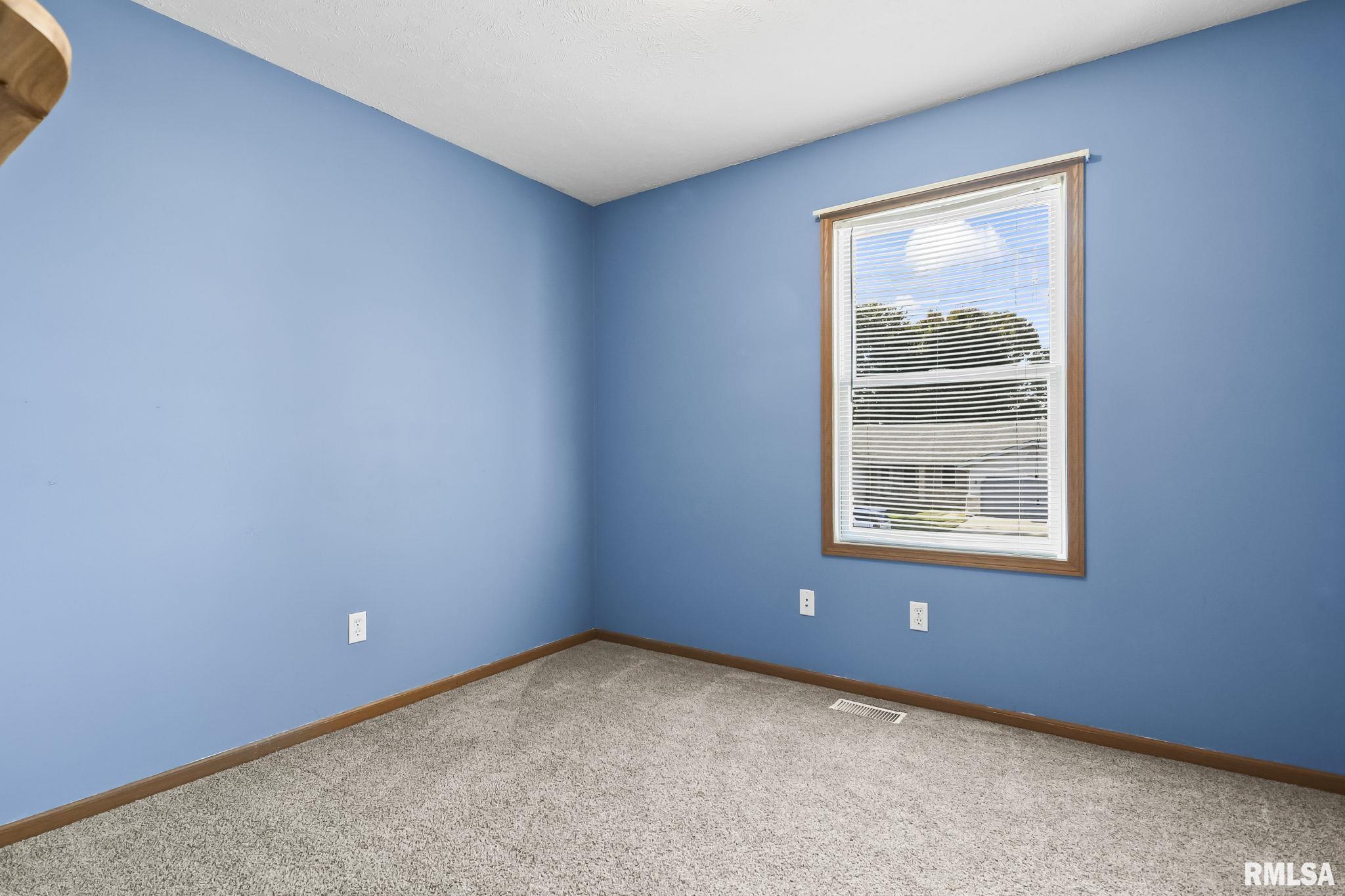 3058 Twin Lakes Drive Springfield, IL 62707 - Photo 17 of 29