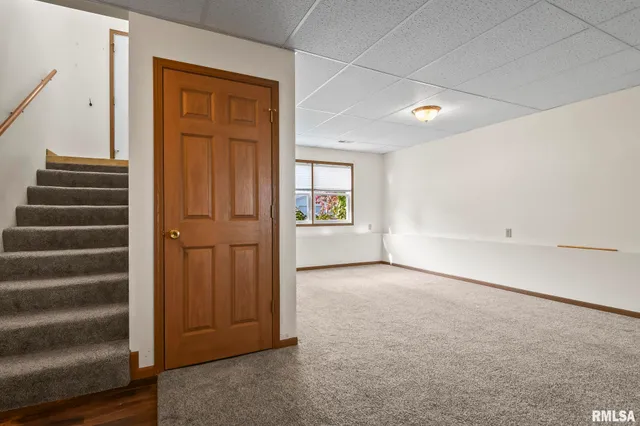 $225,000 | 3058 Twin Lakes Drive, Springfield, IL 62707