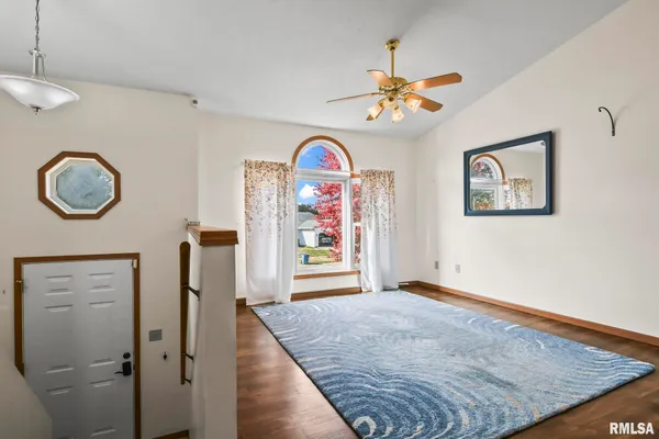 $219,000 | 3058 Twin Lakes Drive, Springfield, IL 62707
