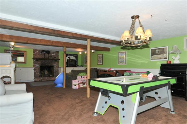 250 Old Farm Road Milton, MA 02186 - Photo 27 of 27 Gallery Image 27