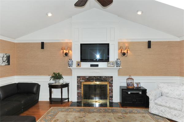 250 Old Farm Road Milton, MA 02186 - Photo 9 of 27 Gallery Image 9