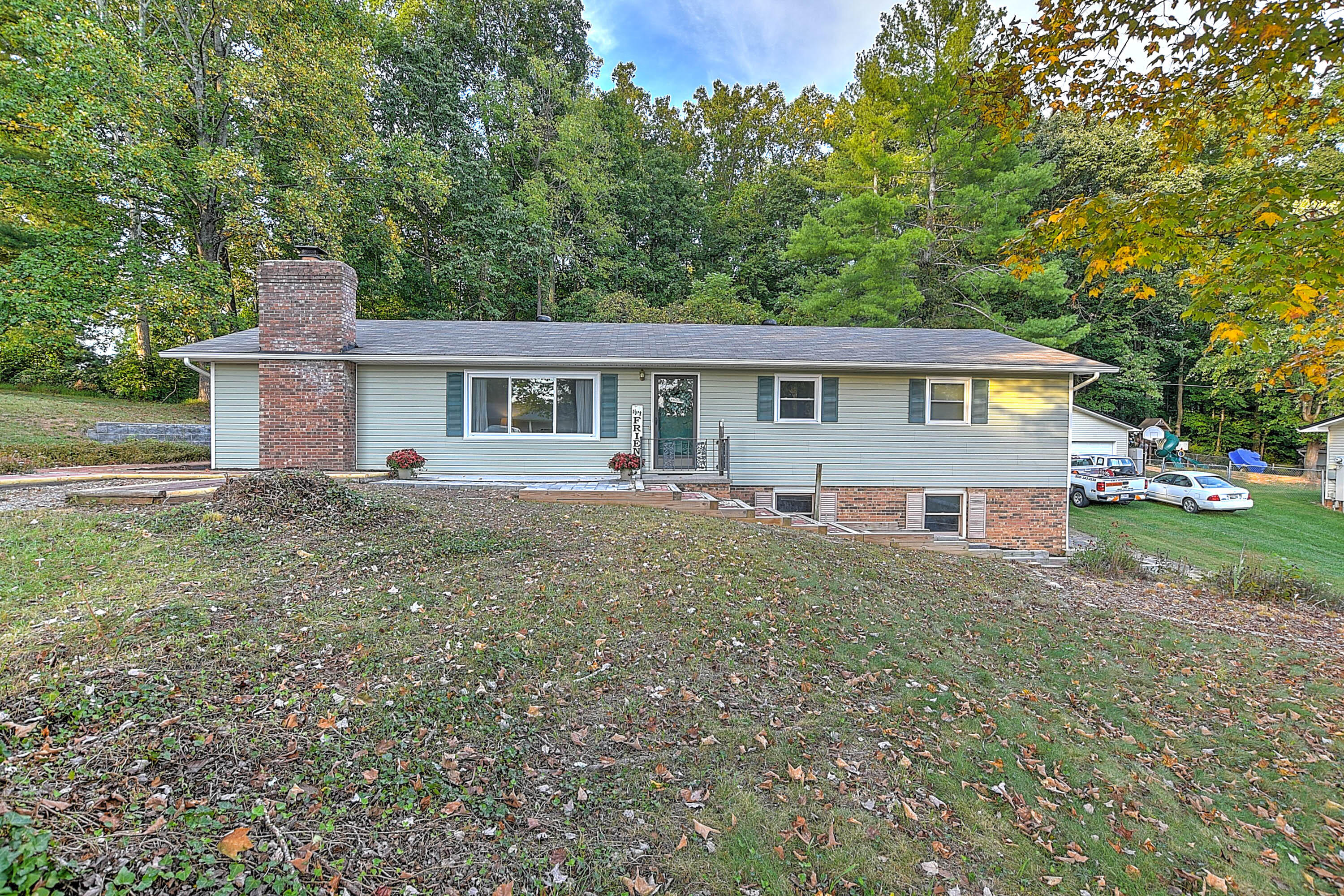 160 Ramey Road Bristol, TN 37620 - Photo 1 of 32 160 Ramey-3