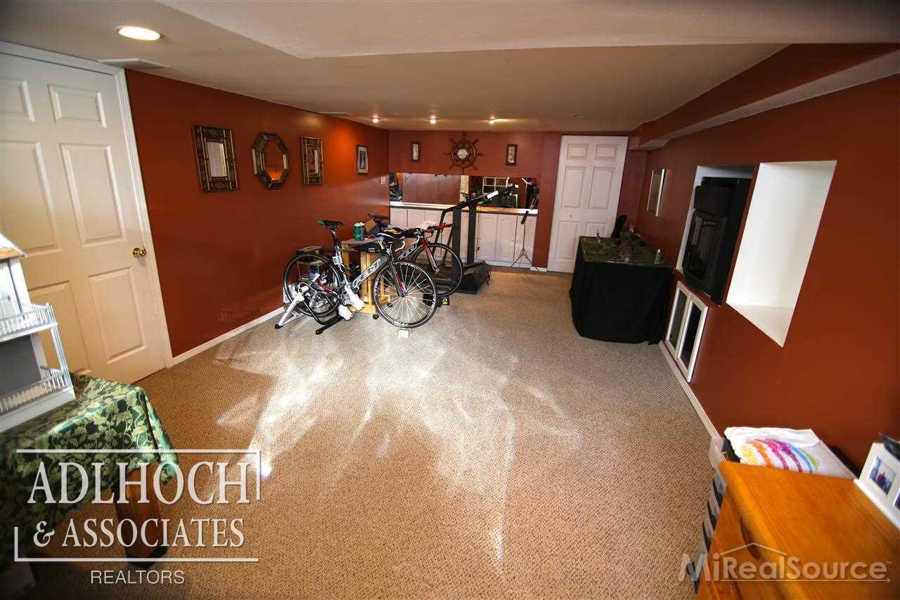 1437 Yorkshire Road Grosse Pointe Park, MI 48230 - Photo 17 of 17