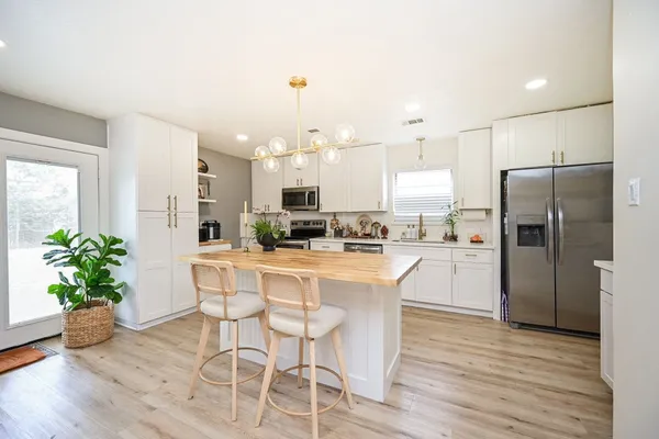 $250,000 | 4827 Knotty Oaks Trail, Houston, TX 77045