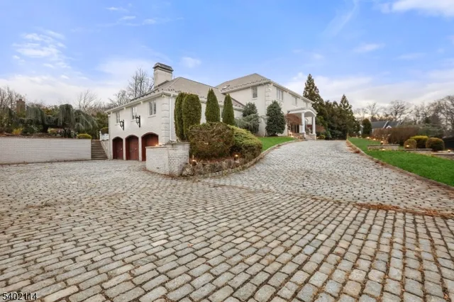 $12,000 | 4 Nottingham Drive, Florham Park, NJ 07932