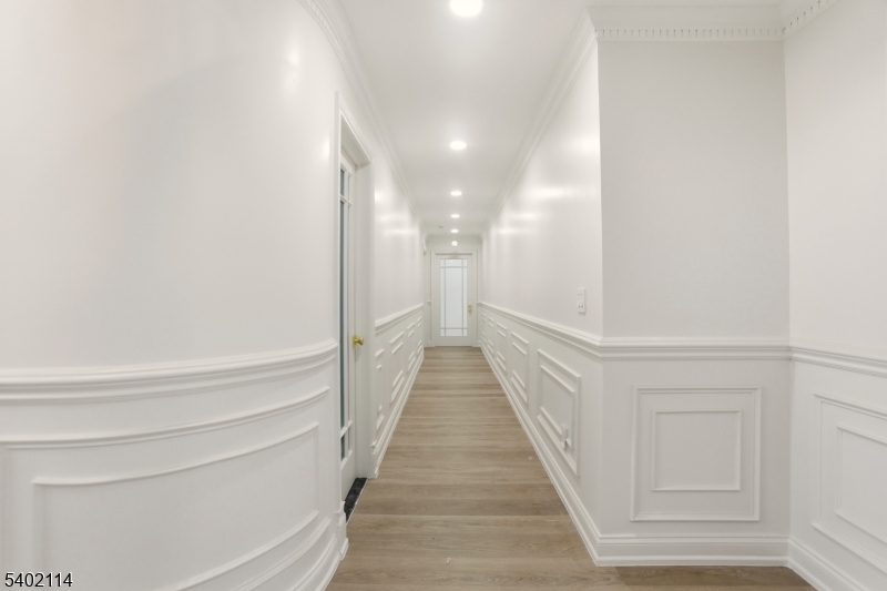 4 Nottingham Drive Florham Park, NJ 07932 - Photo 23 of 35