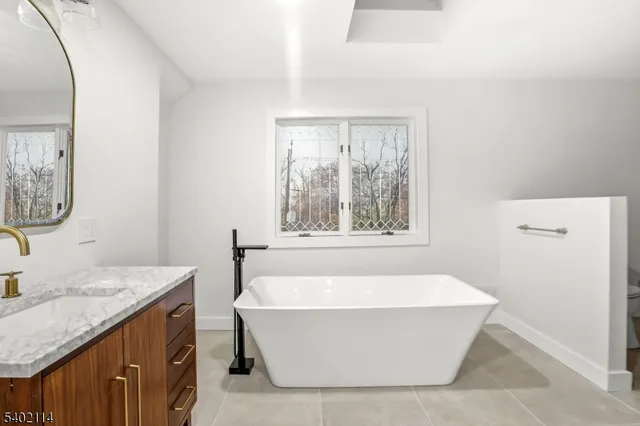 $12,000 | 4 Nottingham Drive, Florham Park, NJ 07932