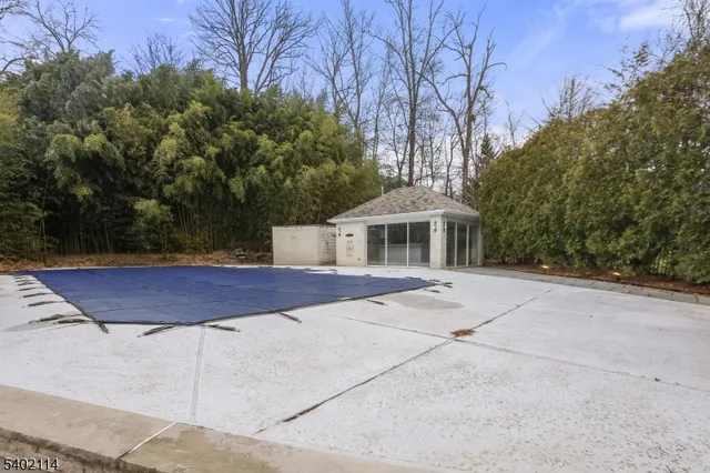 $12,000 | 4 Nottingham Drive, Florham Park, NJ 07932