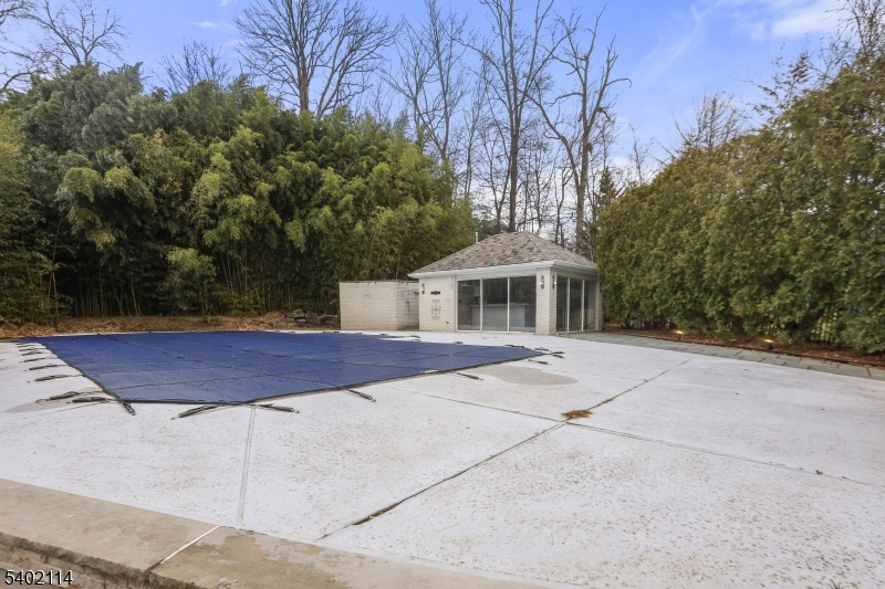 4 Nottingham Drive Florham Park, NJ 07932 - Photo 32 of 35