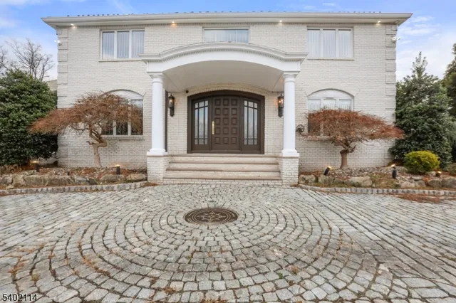 $12,000 | 4 Nottingham Drive, Florham Park, NJ 07932