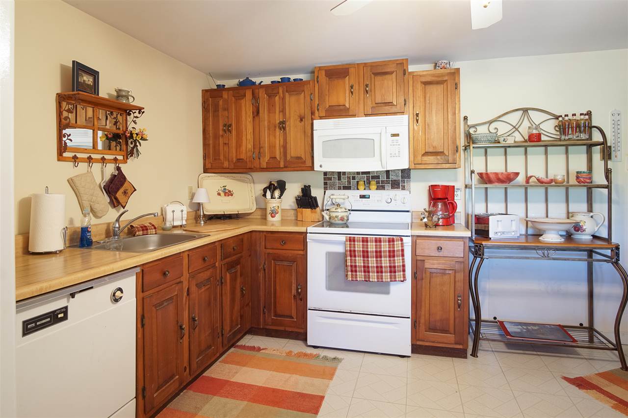 194 Silver Spring Hill Road Pittsfield, VT 05762 - Photo 23 of 33