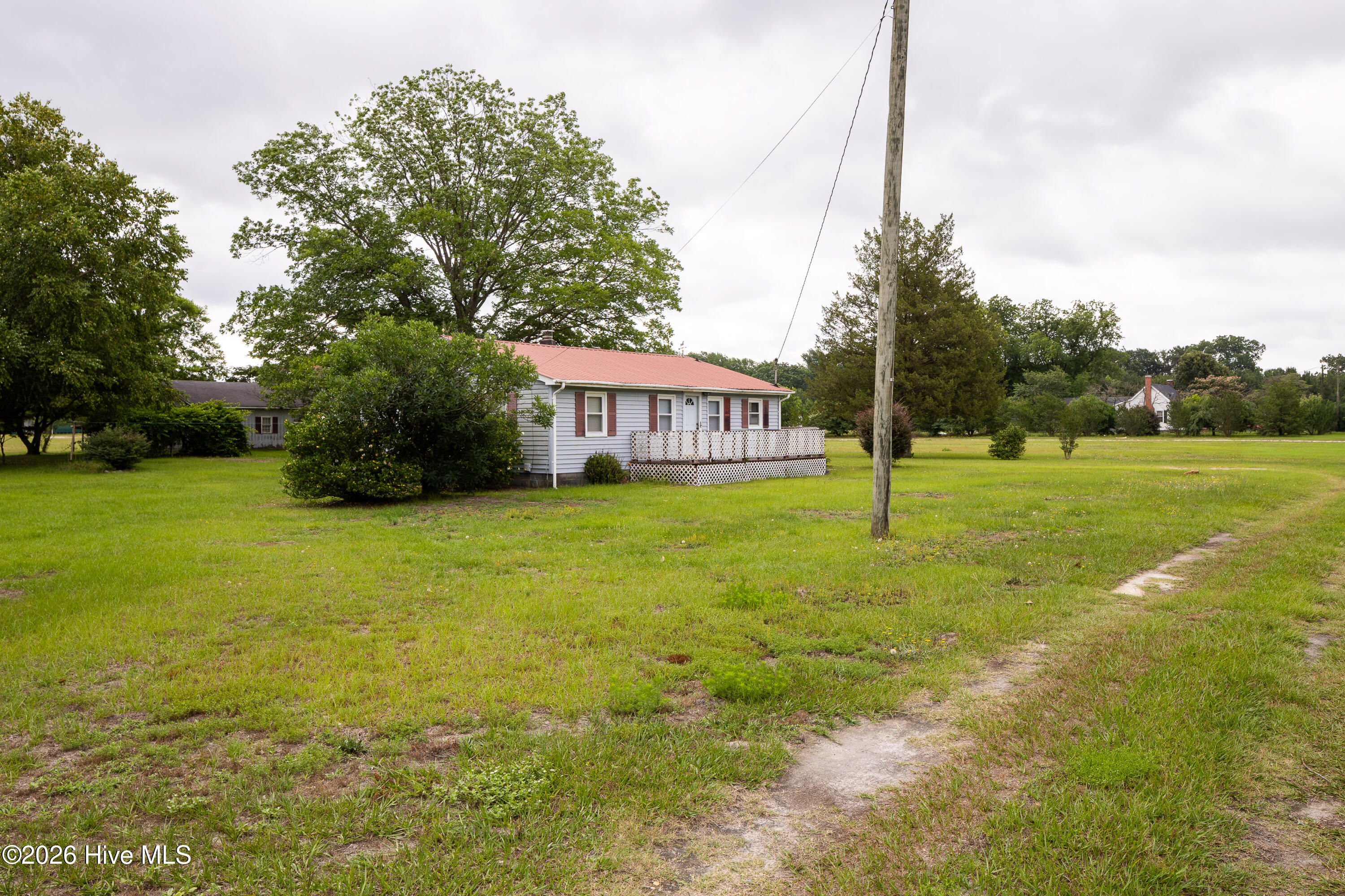 1181 Reedsford Road Clinton, NC 28328 - Photo 2 of 27