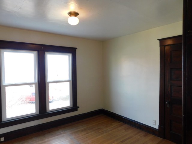 321 North 8th Street Rochelle, IL 61068 - Photo 12 of 19