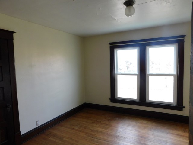 321 North 8th Street Rochelle, IL 61068 - Photo 13 of 19