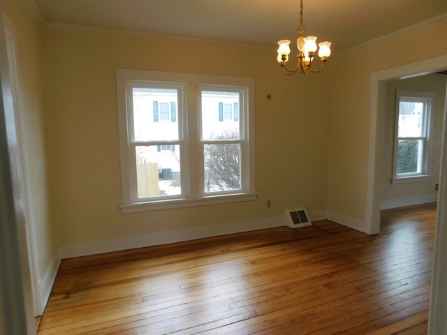 321 North 8th Street Rochelle, IL 61068 - Photo 7 of 19