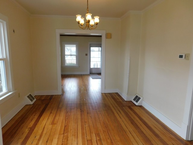 321 North 8th Street Rochelle, IL 61068 - Photo 9 of 19