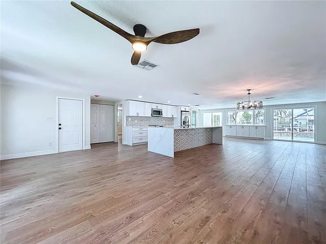 $3,800 | 5040 Glenn Drive, New Port Richey, FL 34652