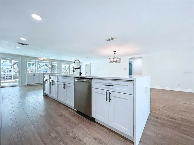 $3,800 | 5040 Glenn Drive, New Port Richey, FL 34652