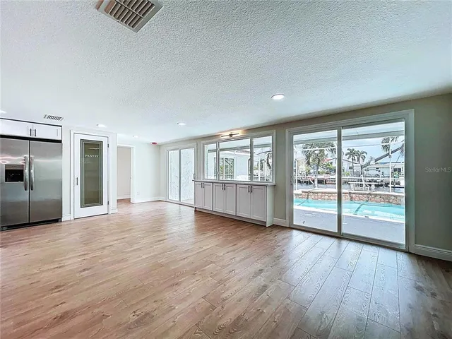 $3,800 | 5040 Glenn Drive, New Port Richey, FL 34652