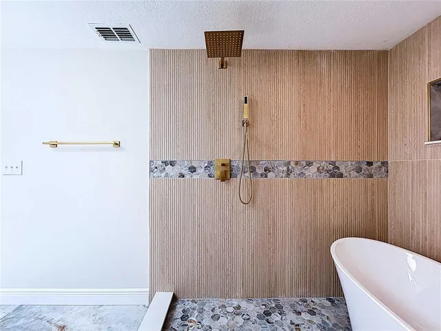 $3,800 | 5040 Glenn Drive, New Port Richey, FL 34652