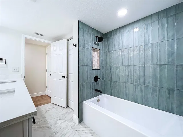 $3,800 | 5040 Glenn Drive, New Port Richey, FL 34652