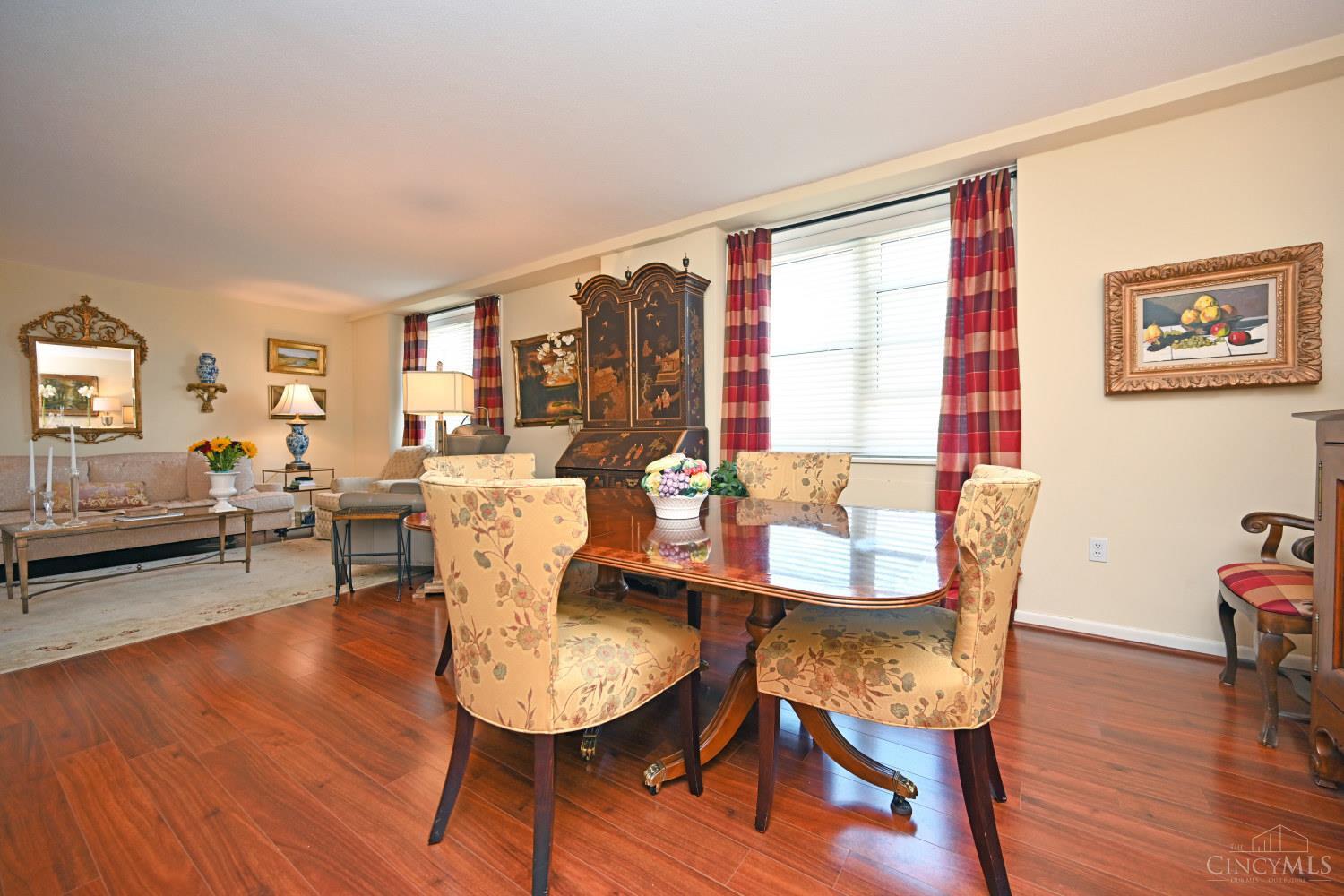 2444 Madison Road, Unit 602B Cincinnati, OH 45208 - Photo 12 of 28 Gallery Image 12
