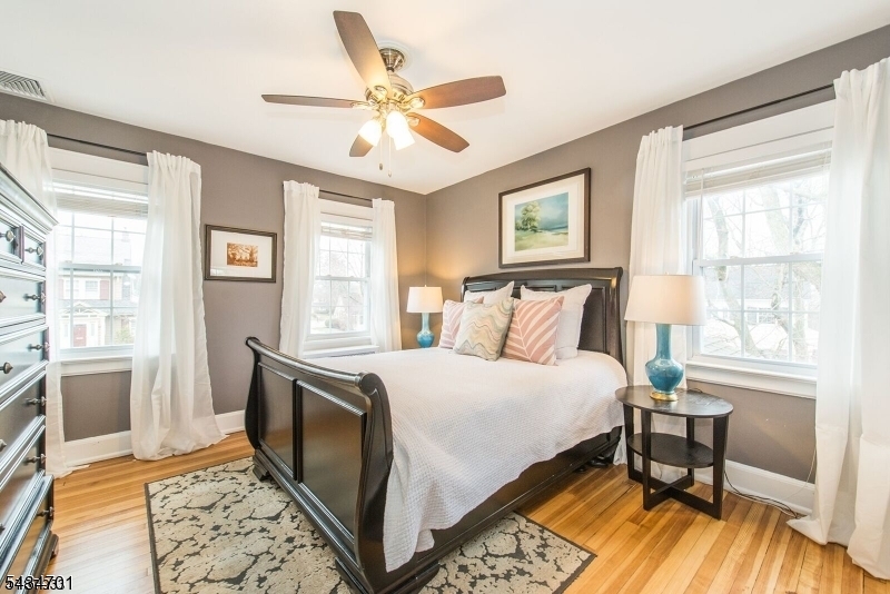 2 Inness Place Glen Ridge, NJ 07028 - Photo 11 of 25