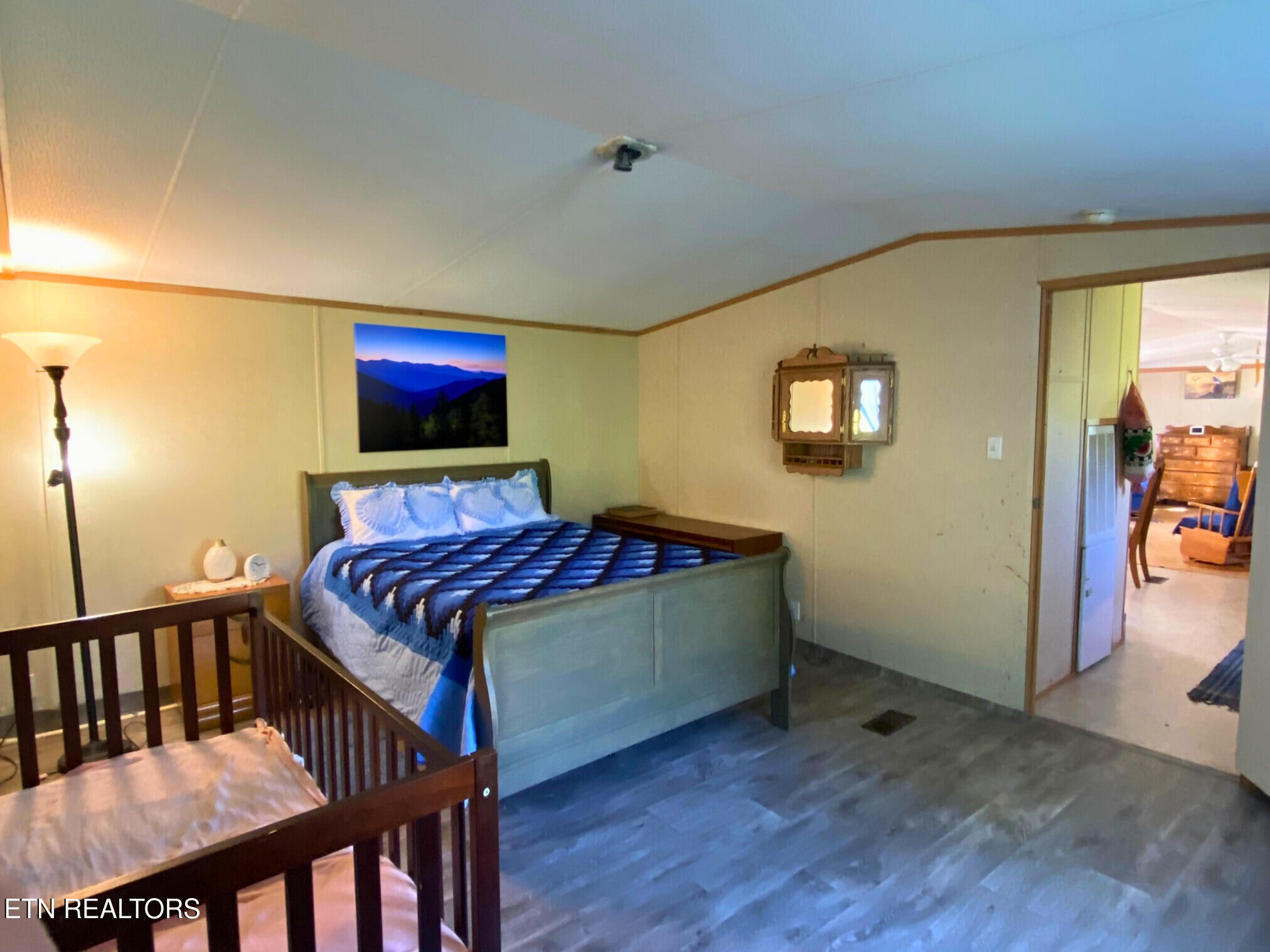 215 Central Avenue Lancing, TN 37770 - Photo 9 of 23 Primary Bedroom