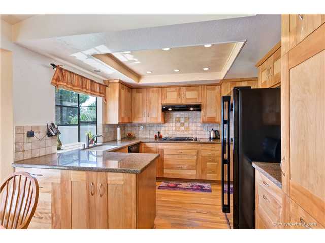 1902 Wandering Road Encinitas, CA 92024 - Photo 2 of 24
