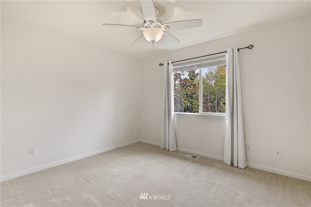 3614 152nd Street Southeast Bothell, WA 98012 - Photo 29 of 39 Gallery Image 29