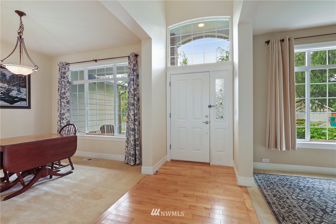 3614 152nd Street Southeast Bothell, WA 98012 - Photo 7 of 39 Gallery Image 7