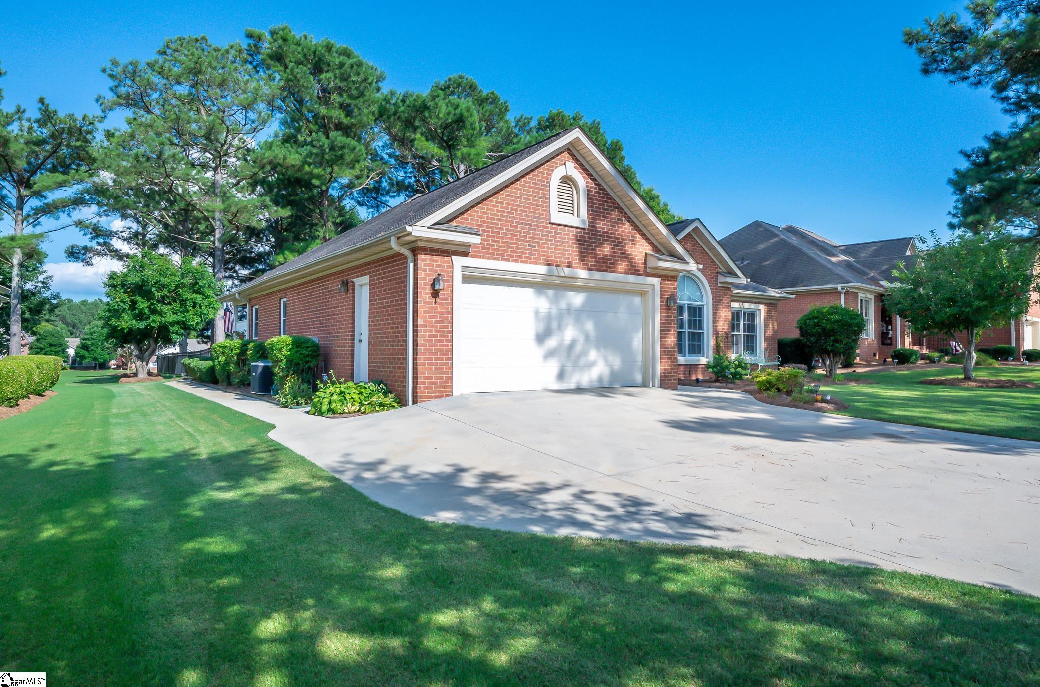 210 Rivers Run Greenwood, SC 29649 - Photo 2 of 34