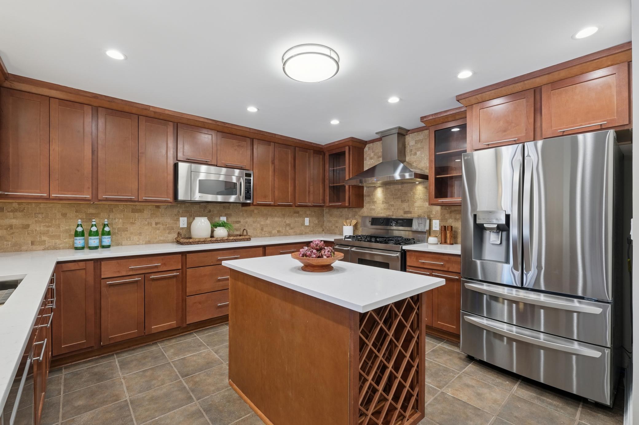 9705 St Johns Road Minnetonka, MN 55305 - Photo 13 of 30 Gallery Image 13