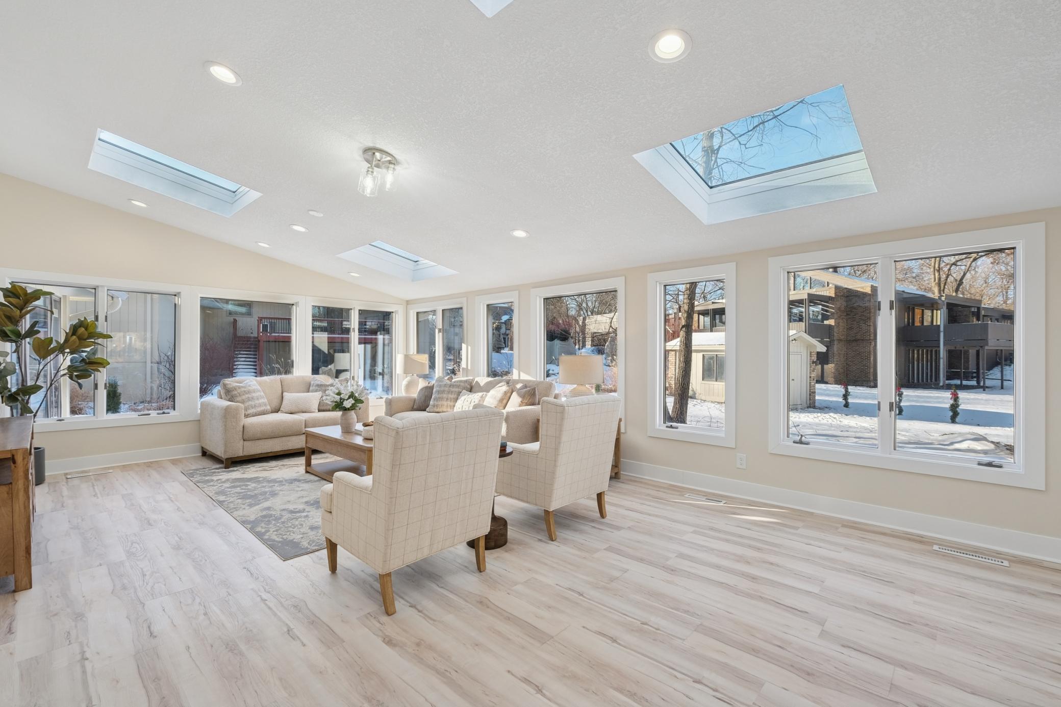 9705 St Johns Road Minnetonka, MN 55305 - Photo 10 of 30 Gallery Image 10