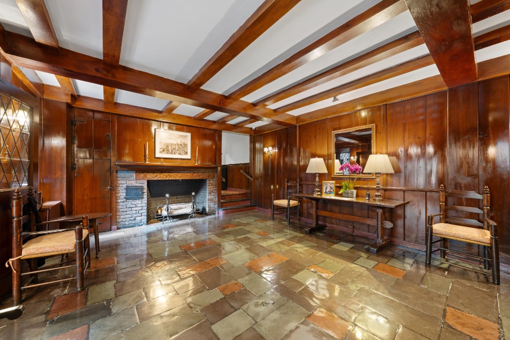 10 Mitchell Place, Unit 9G Manhattan, NY 10017 - Photo 15 of 18 Photo 15