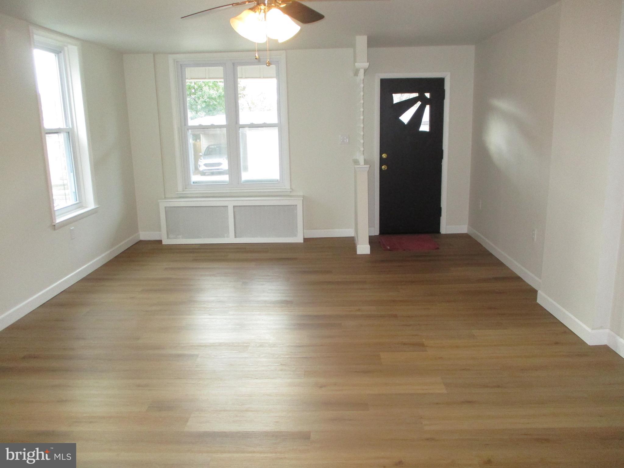 3235 Marion Street Reading, PA 19605 - Photo 3 of 12