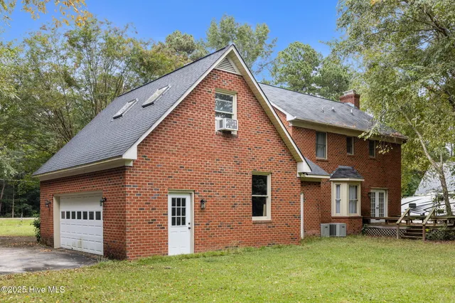 $309,900 | 1253 Pocosin Road, Winterville, NC 28590