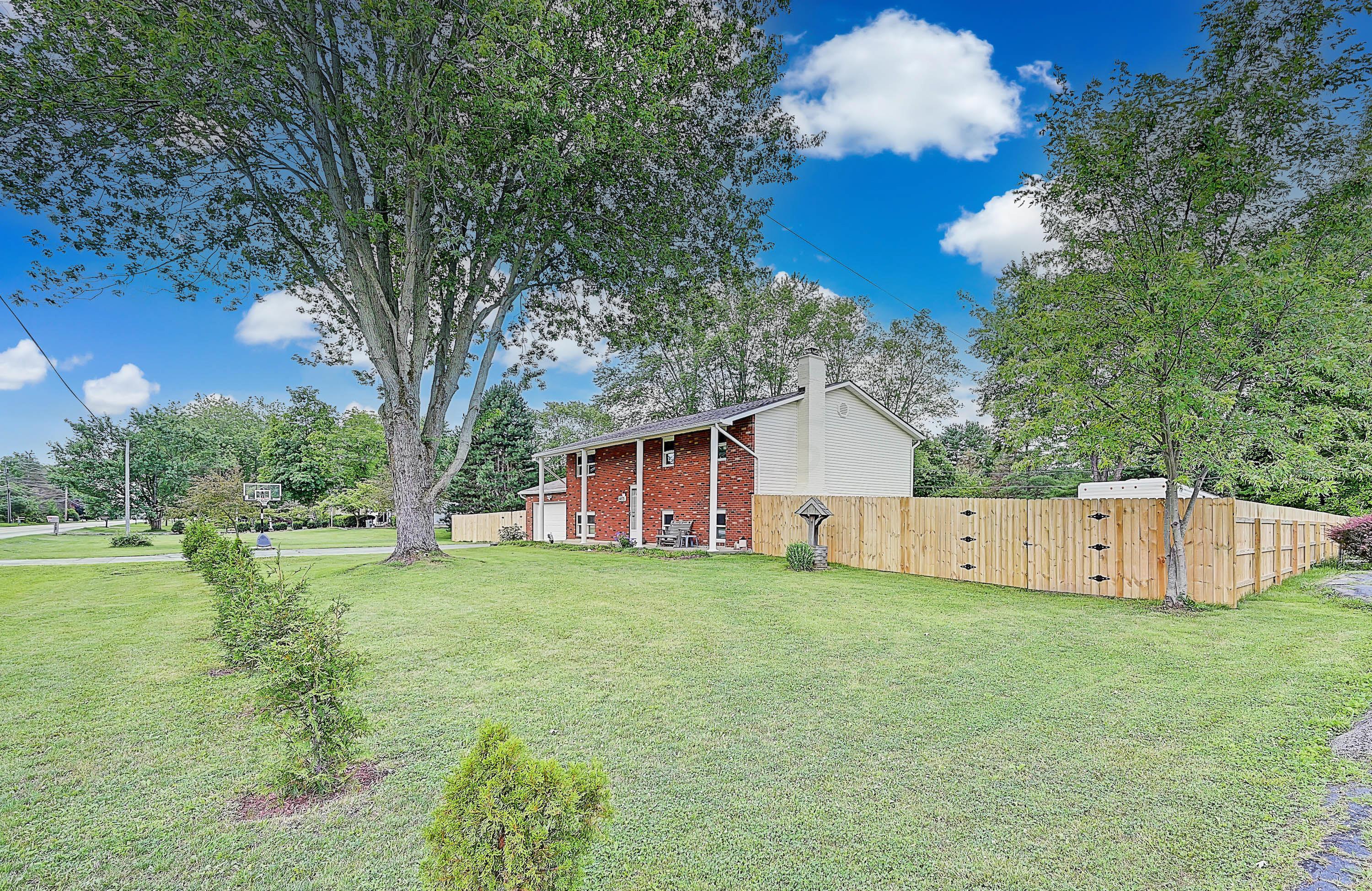 4875 Cosgray Road Hilliard, OH 43026 - Photo 4 of 48 Gallery Image 4
