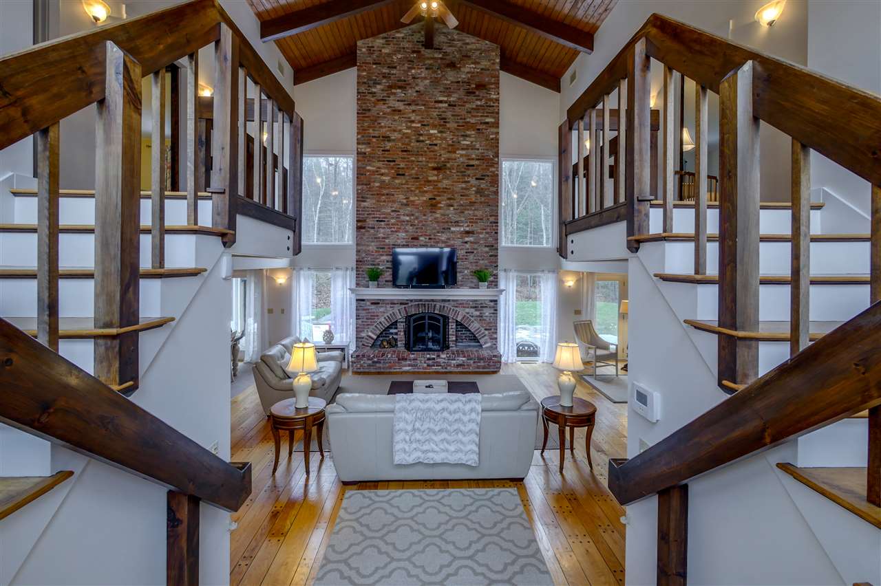 71 Cambridge Road Bedford, NH 03110 - Photo 1 of 40 Gallery Image 1