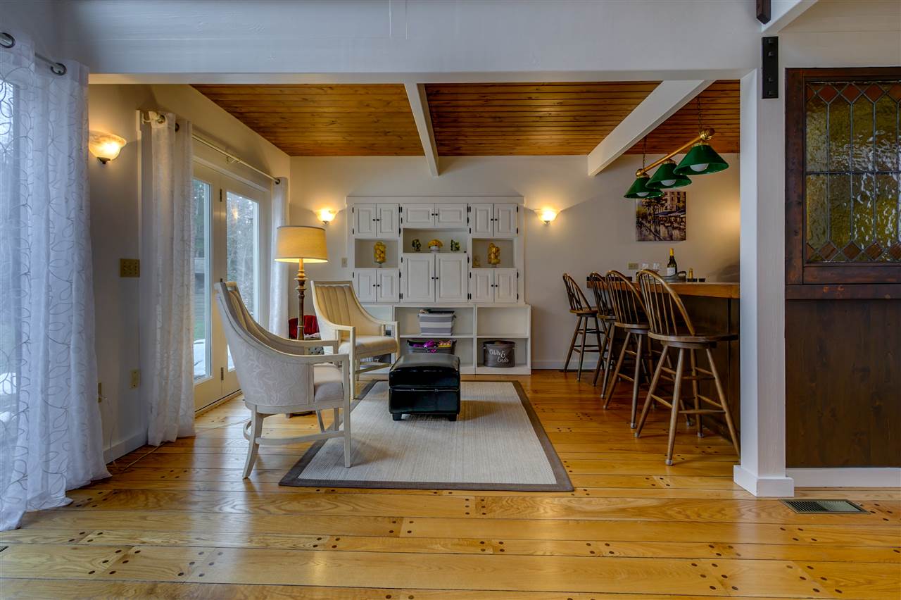 71 Cambridge Road Bedford, NH 03110 - Photo 11 of 40 Gallery Image 11
