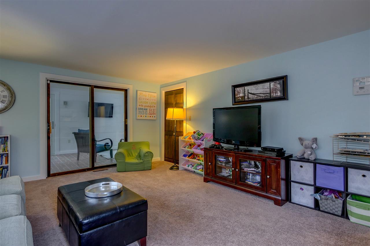 71 Cambridge Road Bedford, NH 03110 - Photo 22 of 40 Gallery Image 22