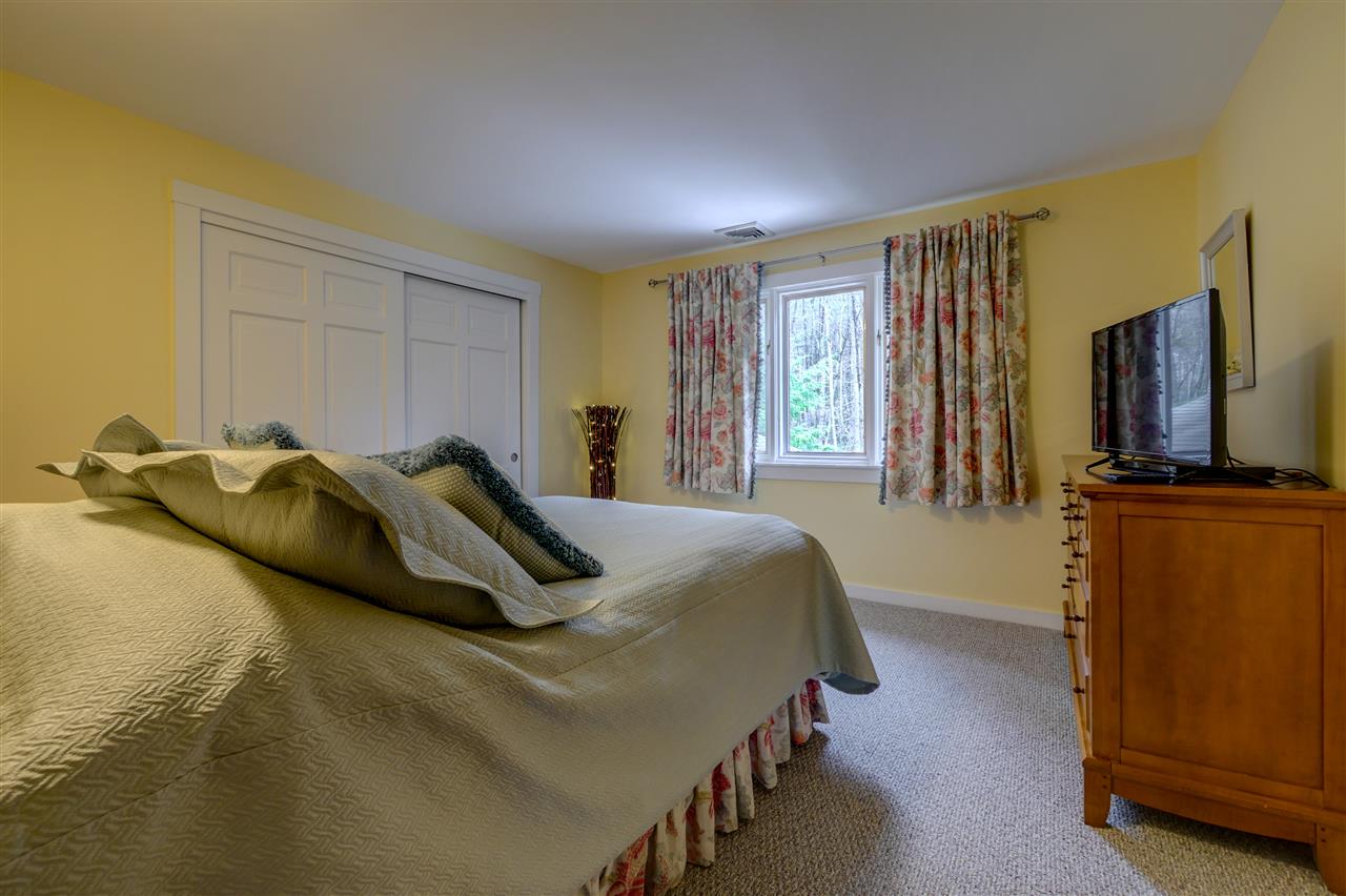 71 Cambridge Road Bedford, NH 03110 - Photo 29 of 40 Gallery Image 29