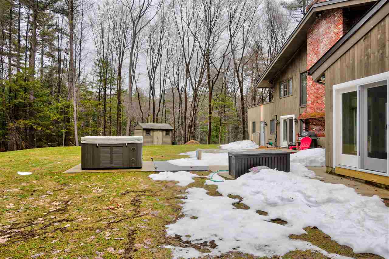71 Cambridge Road Bedford, NH 03110 - Photo 39 of 40 Gallery Image 39