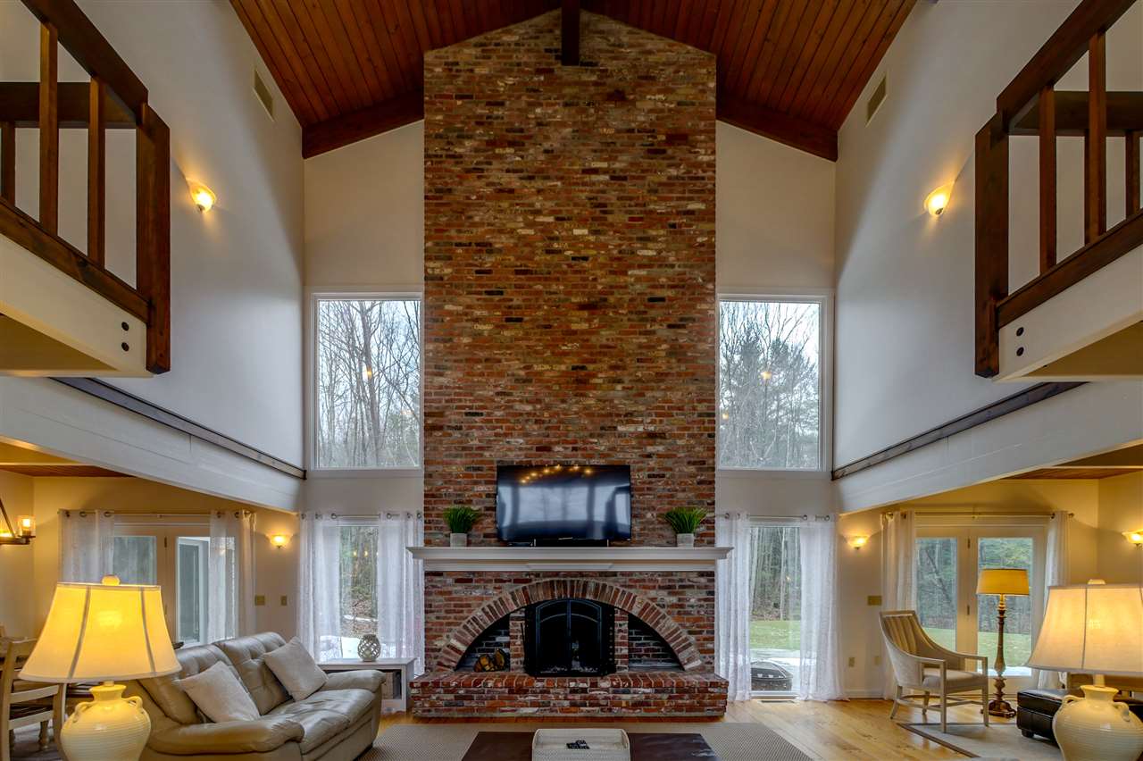 71 Cambridge Road Bedford, NH 03110 - Photo 7 of 40 Gallery Image 7