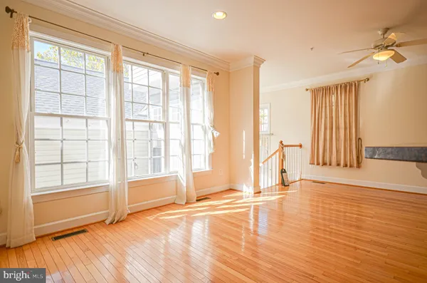 $4,350 | 1150 Gaither Road, Rockville, MD 20850